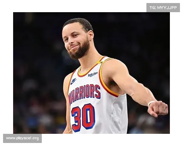 勇士再度登顶 NBA大满贯荣耀归属金州勇士队 勇士再度登顶 NBA大满贯荣耀归属金州勇士队
